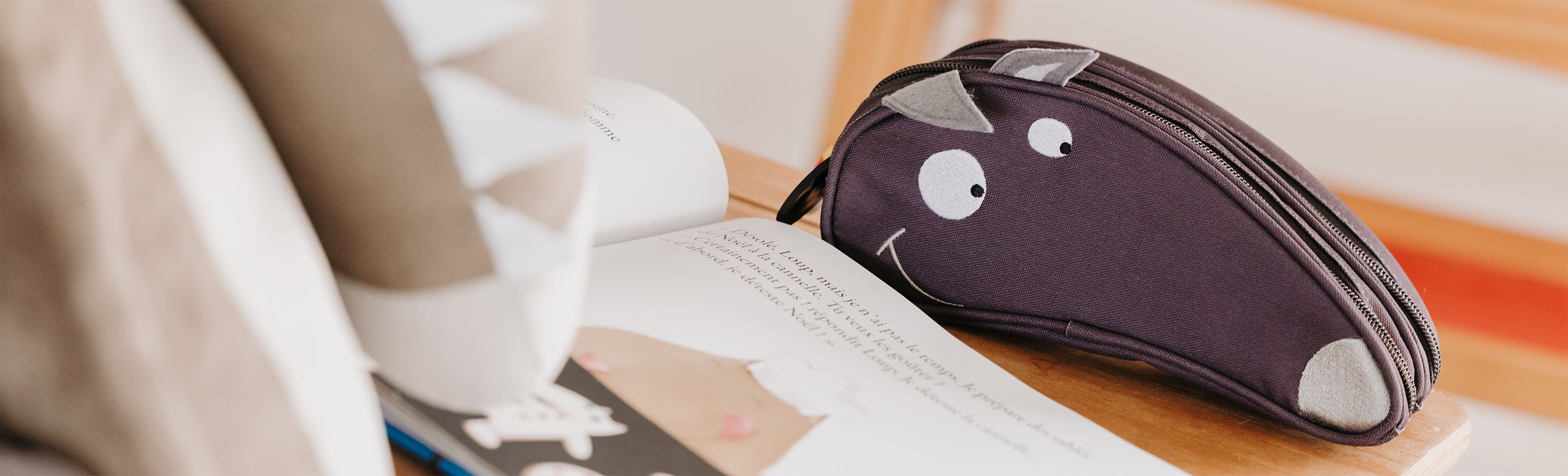 LES DÉGLINGOS Trousse Scolaire Simple Le Loup - Trousse Maternelle CP Polyester Recyclé