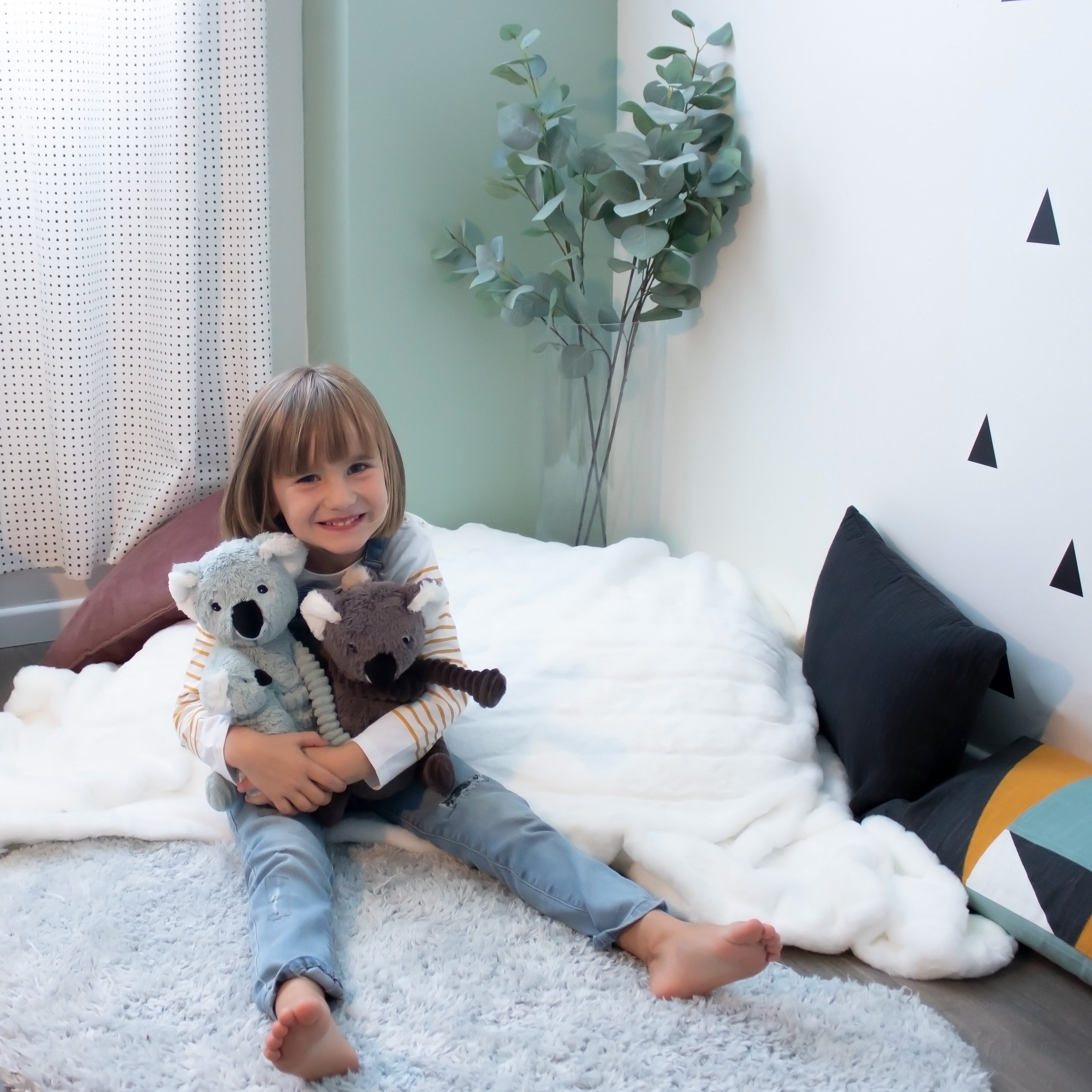 Visuel d'ambiance peluche Koala avec enfant - Les Ptipotos