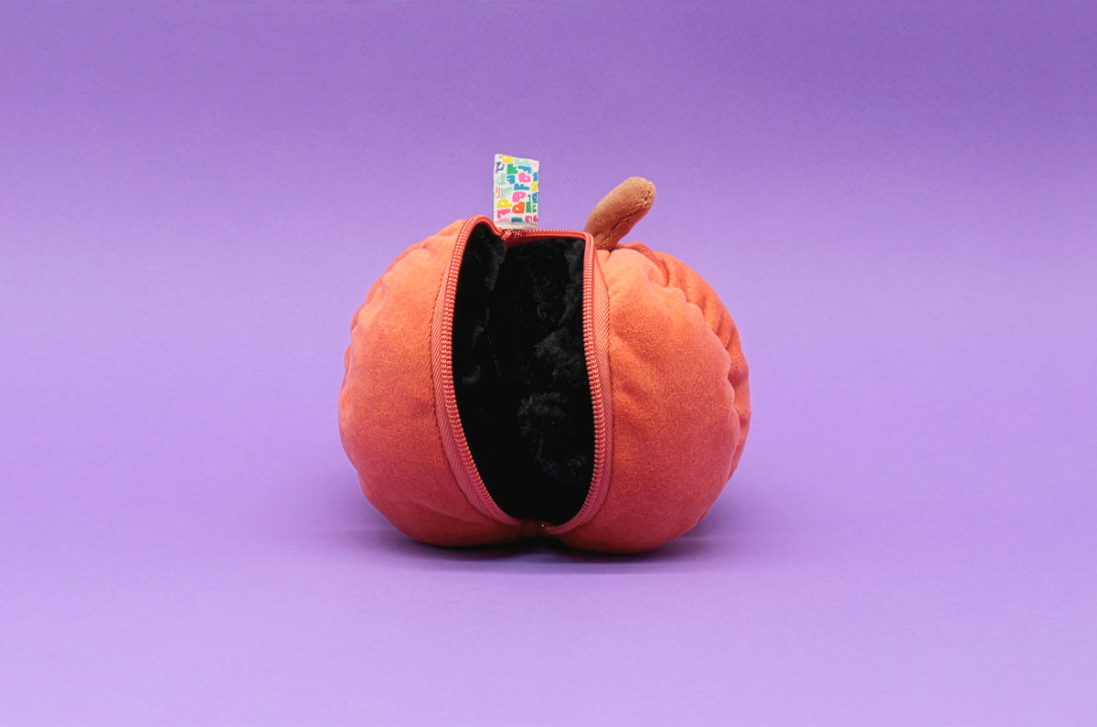 Peluche Pumpet la citrouille/araignée - montage transformation de la citrouille en araignée 5 - Flipetz