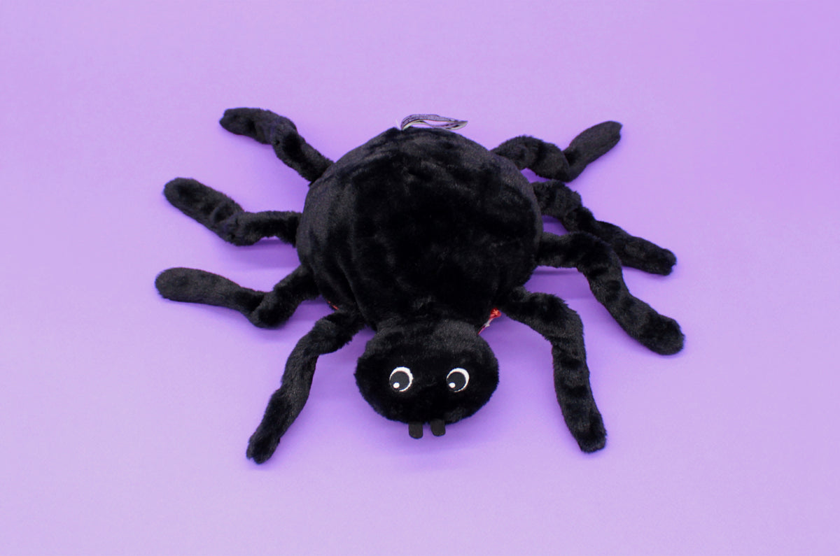 Peluche Pumpet la citrouille/araignée - montage transformation de la citrouille en araignée 9 - Flipetz