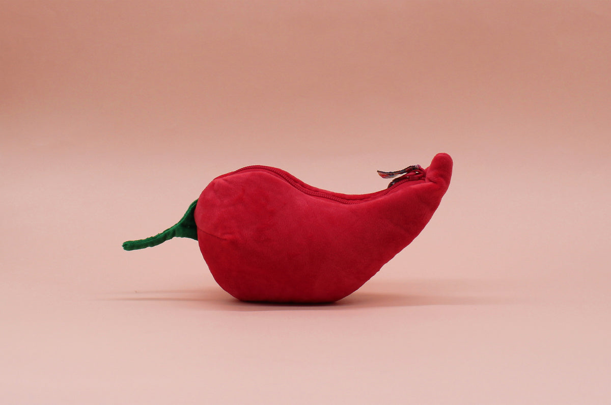 Peluche Spicet le chat/piment - Montage du piment rouge qui se transforme en chat gris 1 - Flipetz